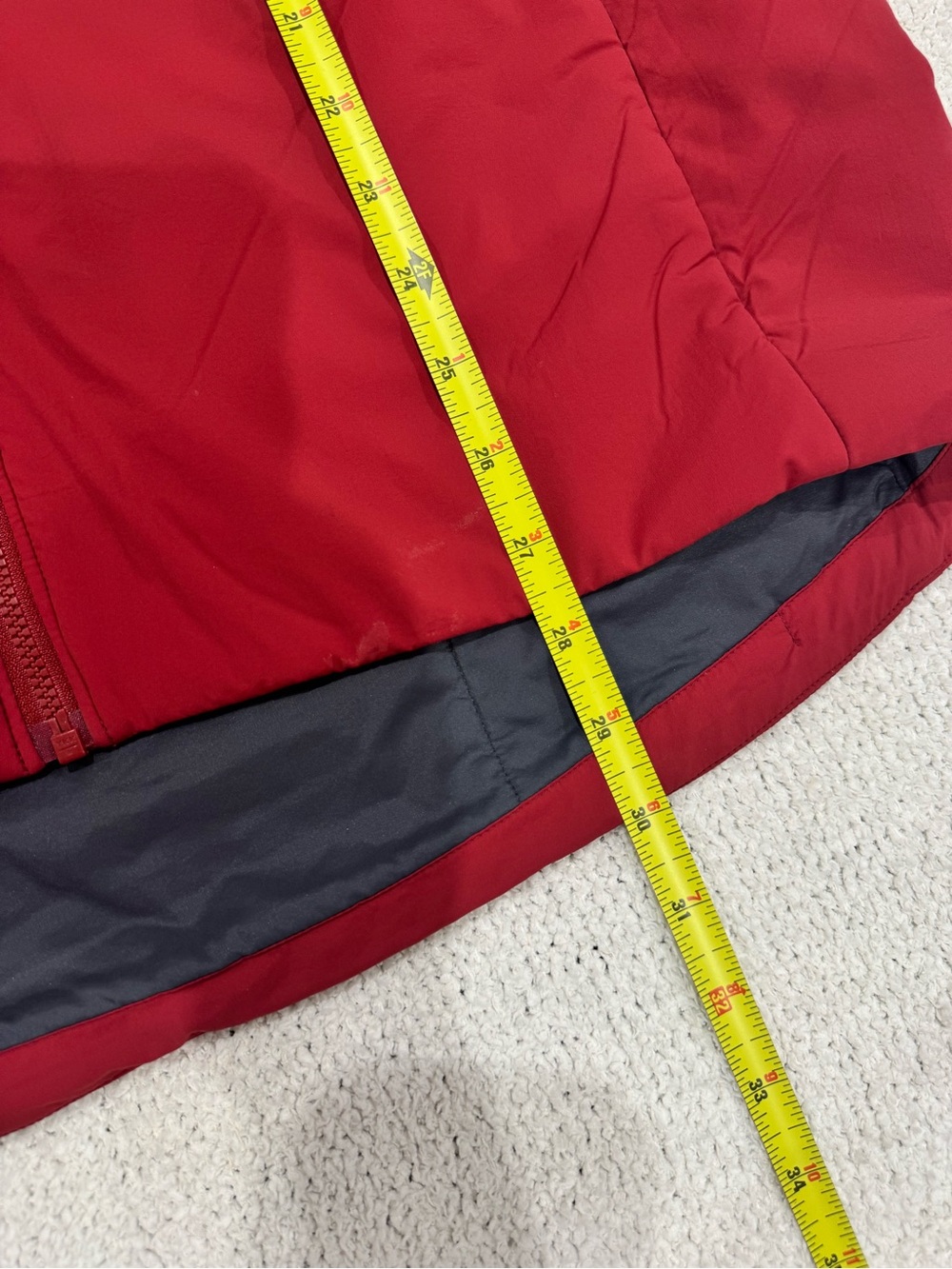 Arc’teryx Proton LT Hoody Men’s Large Red Insulated Hooded Jacket - Picture 11 of 12